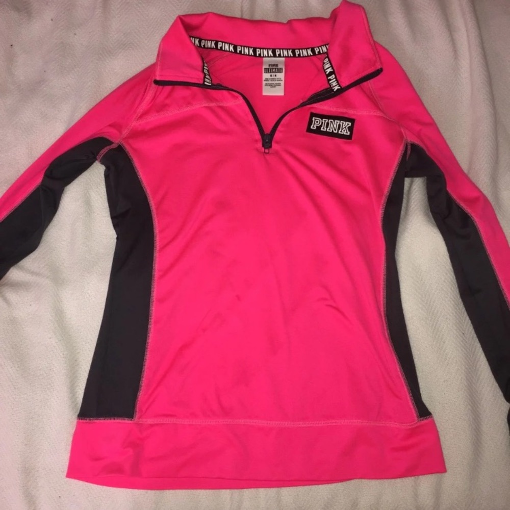 SOLD DO NOT PURCHASE VS Pink Ultimate Pullover